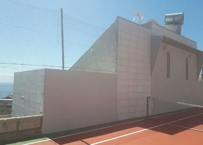 Villa Atlantico Views *